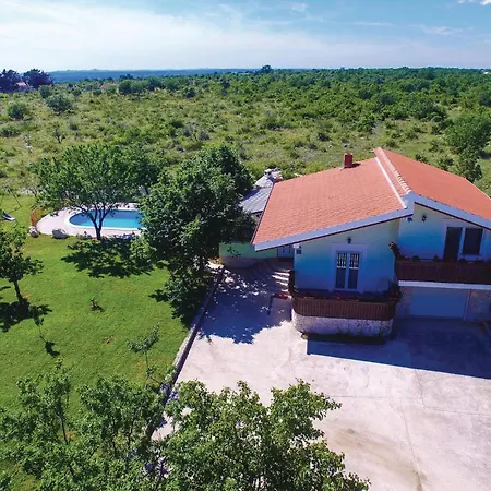 In With Wifi * Nadin